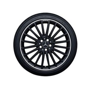 Jante AMG GLA 156 - 8 J x 20 pouces ET 43,5 Multibranches Noir Mat