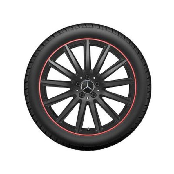 26713-large_default.jpg Jante AMG GLA 247 - 8 J x 20 pouces ET 48 Coloris noir Rebord de jante peint en rouge