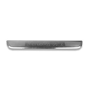 27598-large_default.jpg Baguette de seuil avant non éclairée Classe C W205 Mercedes-Benz - 1 unité